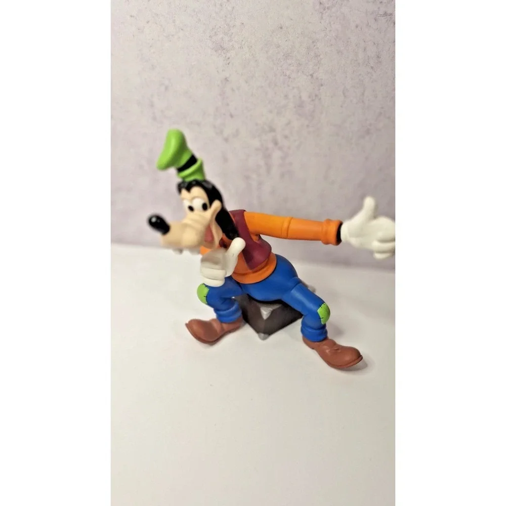PVC figurine, Disney Goofy SittingPicture Frame Holder